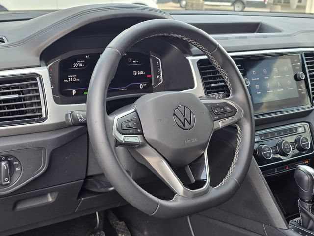 Used 2023 Volkswagen Atlas Cross Sport SE AWD/4WD image 25