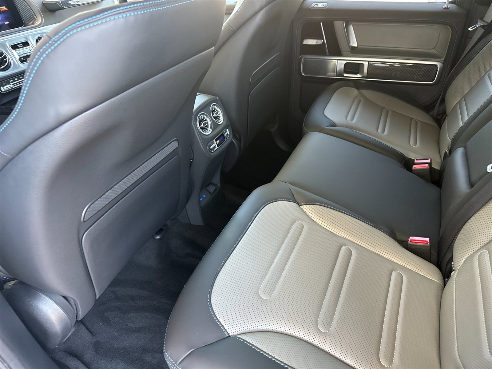 New 2025 Mercedes-Benz G 580 w/ EQ Technology image 12