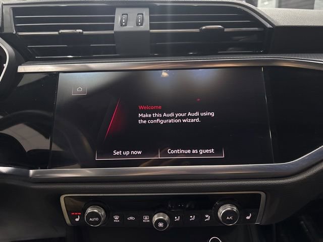 Used 2025 Audi Q3 2.0T Premium image 22