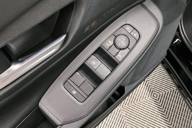 New 2026 Nissan Sentra SV w/ SV Convenience Package FWD image 31