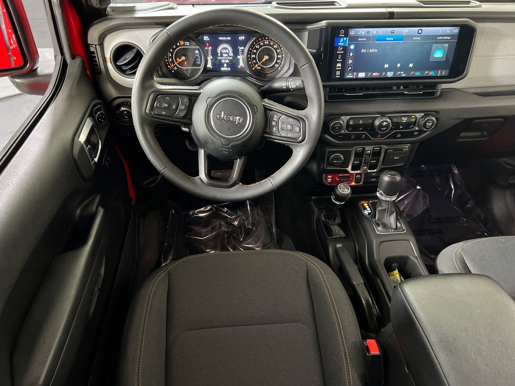 Used 2024 Jeep Gladiator Sport image 21