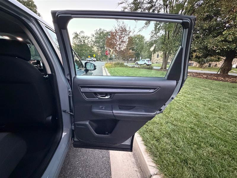 Used 2024 Honda CR-V LX image 21