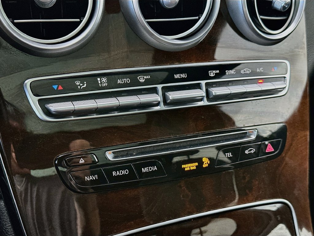 Used 2017 Mercedes-Benz GLC 300 image 17