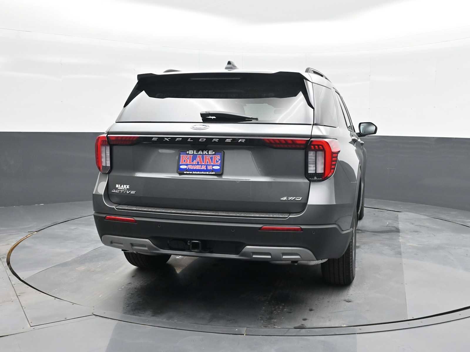 New 2026 Ford Explorer Active w/ Active Comfort Package image 6