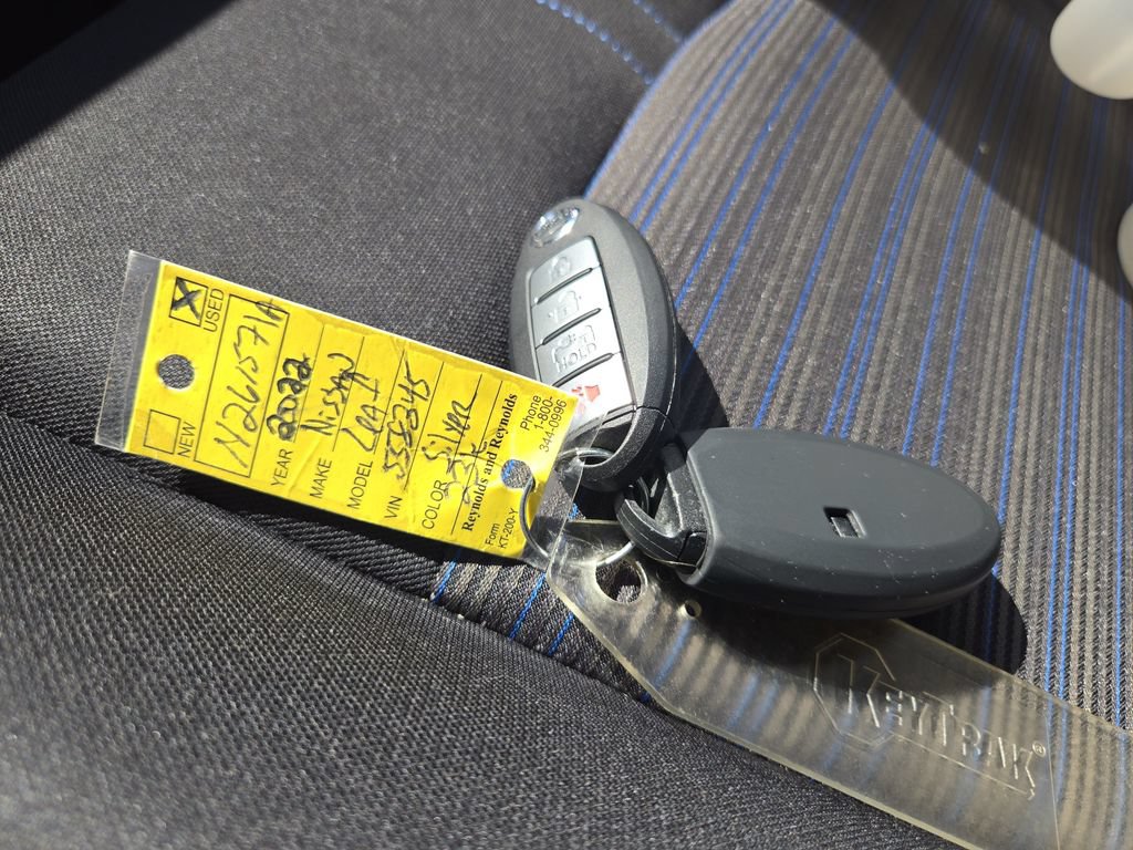 Used 2022 Nissan Leaf SV w/ SV Technology Package FWD image 30
