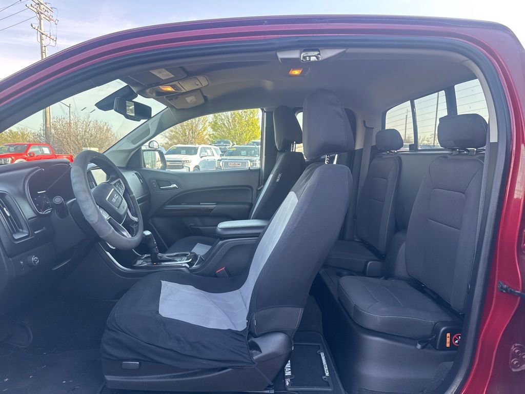 Used 2017 GMC Canyon SLE w/ SLE Convenience Package RWD image 14