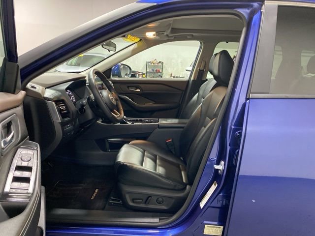 Certified 2023 Nissan Rogue SV w/ SV Premium Package image 11