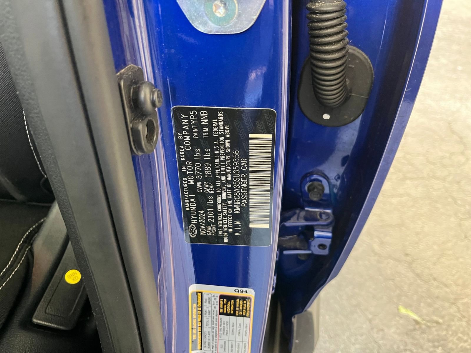 Used 2025 Hyundai Venue SEL image 24