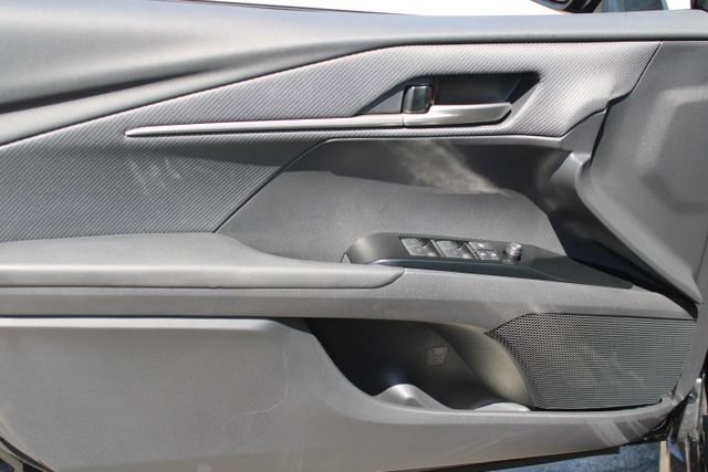 Used 2026 Toyota Camry SE w/ Multimedia Upgrade Package FWD image 10