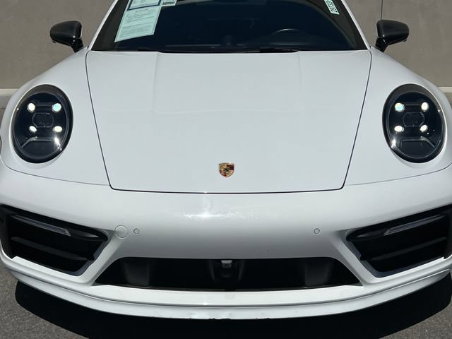 Used 2020 Porsche 911 Carrera S RWD video 4