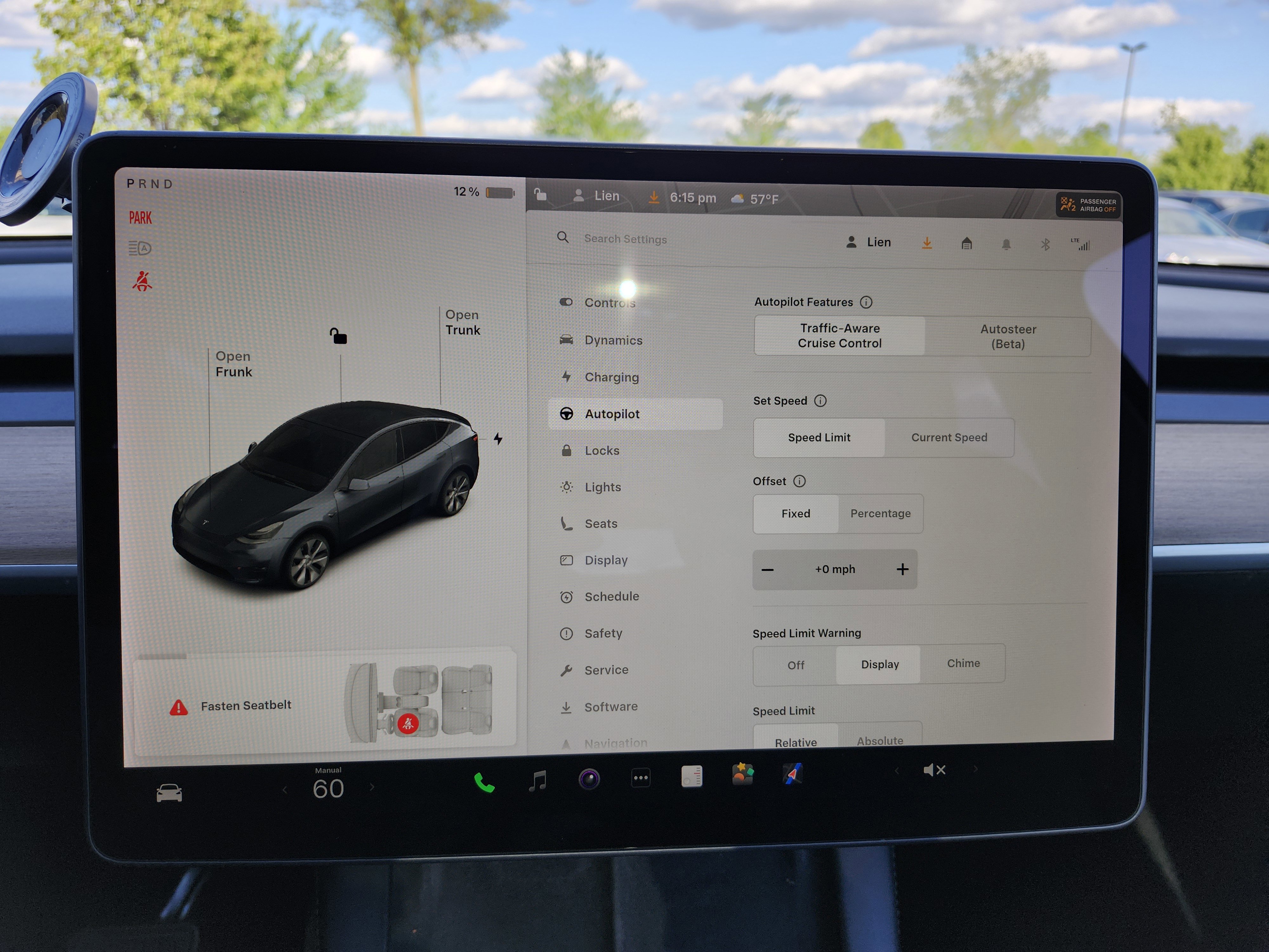 Used 2021 Tesla Model Y Long Range AWD/4WD image 30