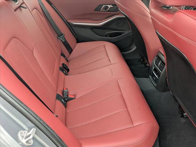 Used 2024 BMW 330i xDrive Sedan w/ Premium Package image 21