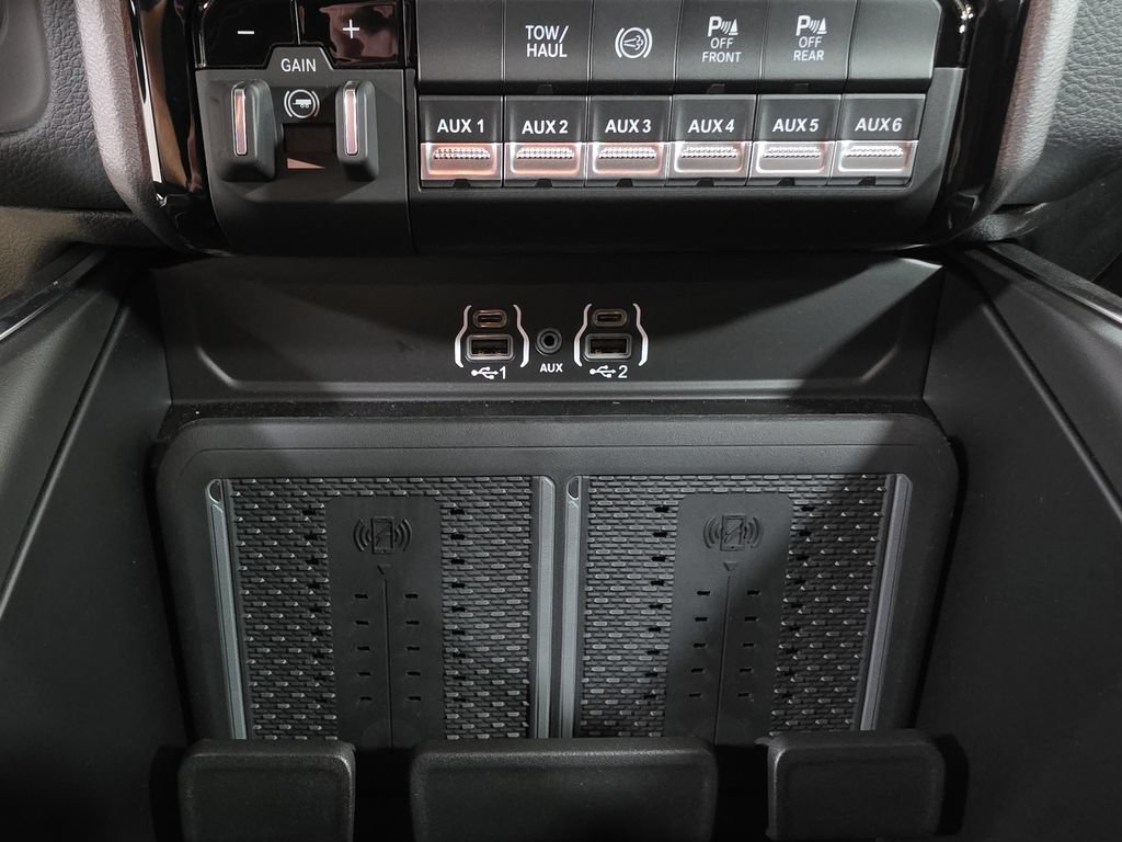 New 2026 RAM 2500 Big Horn AWD/4WD image 26