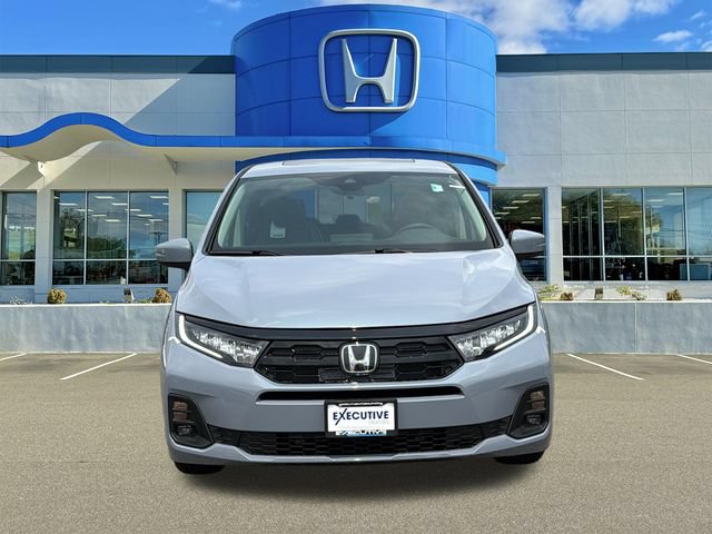 New 2026 Honda Odyssey Touring image 2