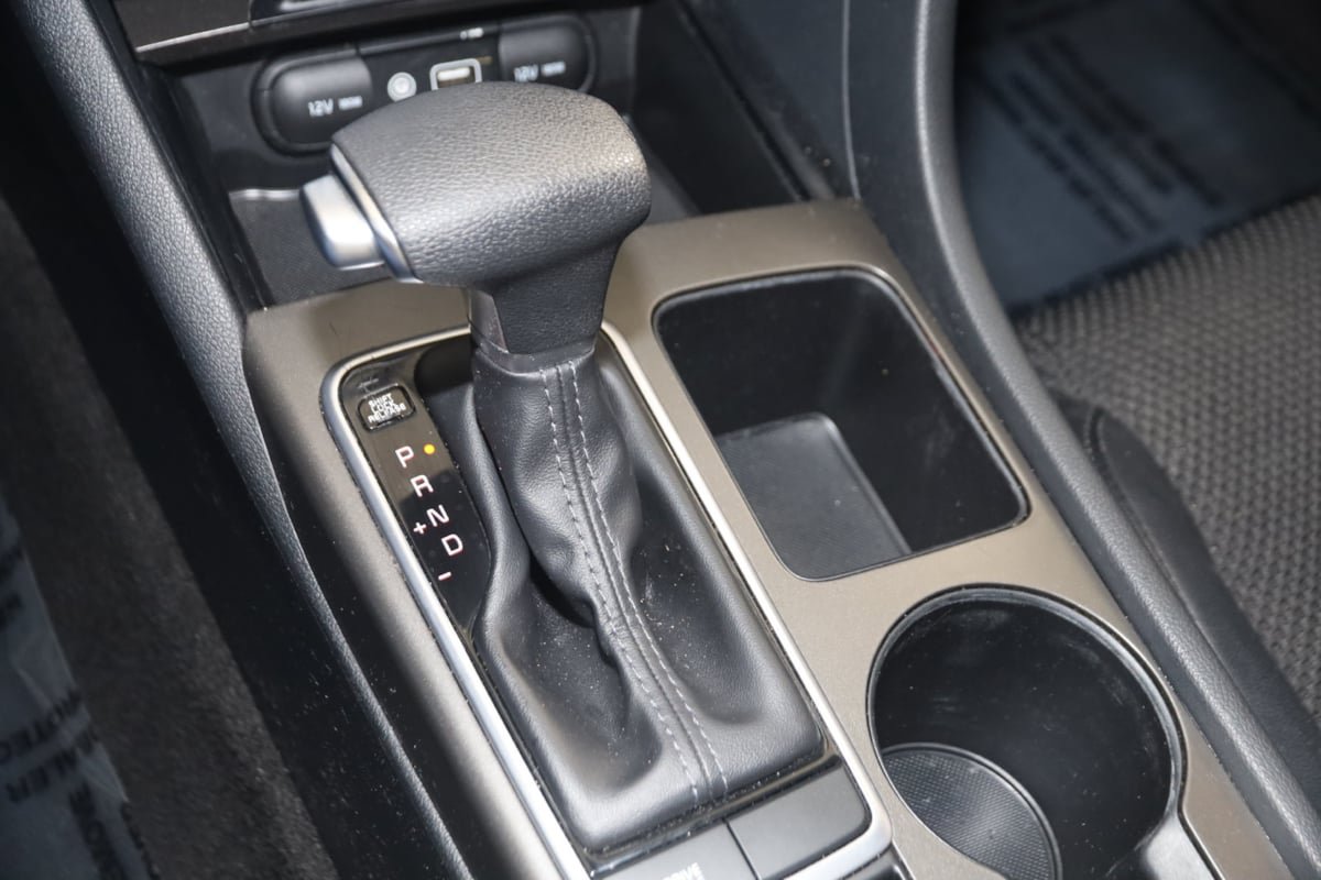 Used 2019 Kia Optima S w/ S Panoramic Sunroof Package FWD image 7