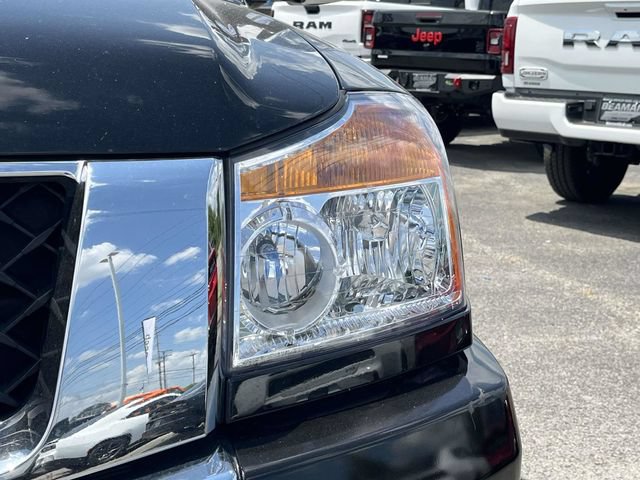 Used 2014 Nissan Titan SV w/ SV Value Truck Package AWD/4WD image 9