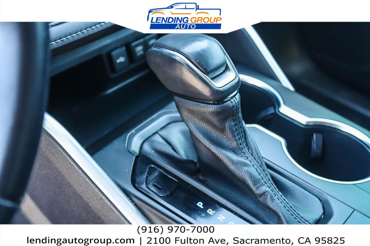 Used 2021 Toyota Highlander XLE image 25