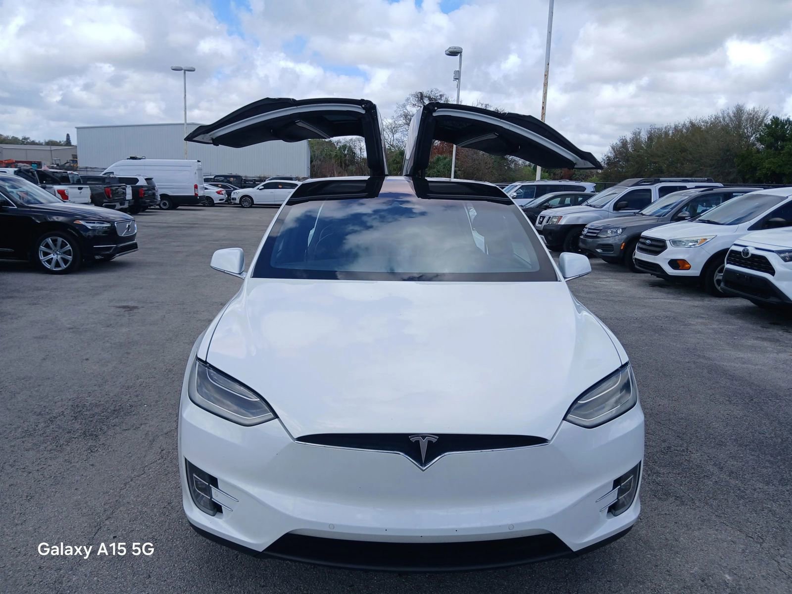 Used 2016 Tesla Model X 75D AWD/4WD image 18