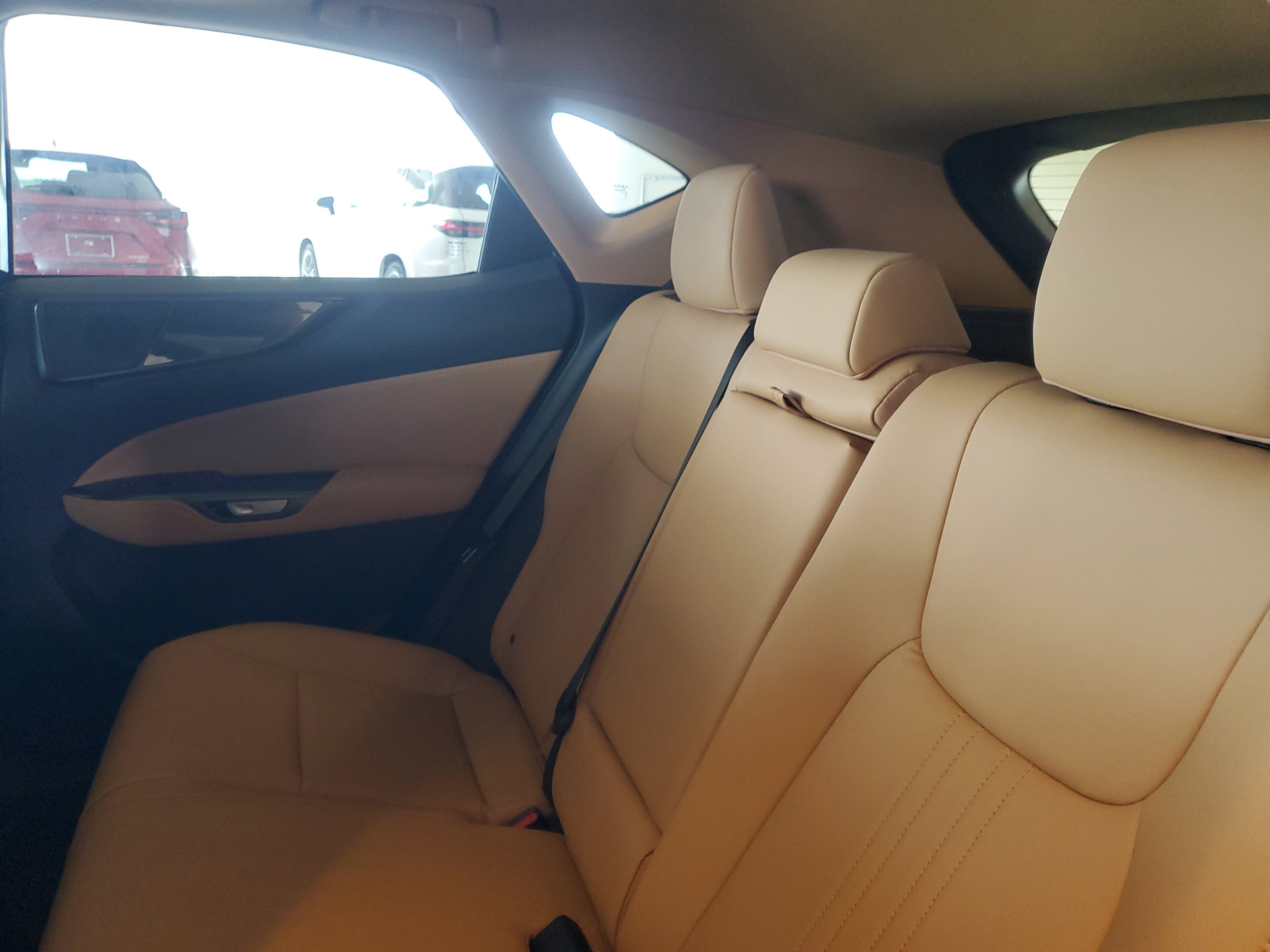 Used 2025 Lexus NX 250 FWD w/ Accessory Package (Z1) image 17