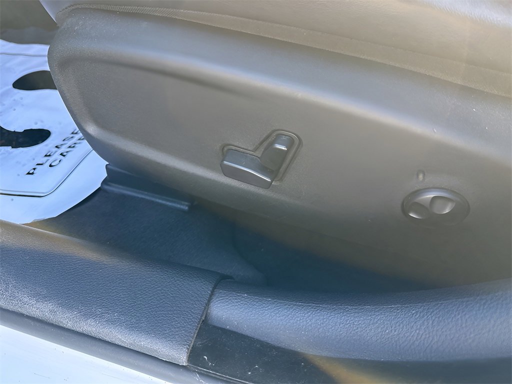 Used 2016 Dodge Charger SXT w/ AWD Plus Group image 23