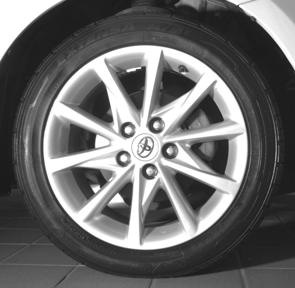 Used 2012 Toyota Prius V Five FWD image 20