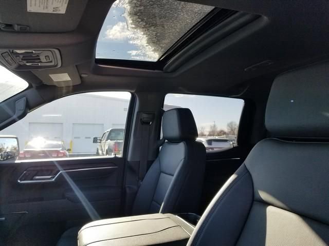 New 2026 GMC Sierra 1500 SLT w/ SLT Premium Plus Package image 15