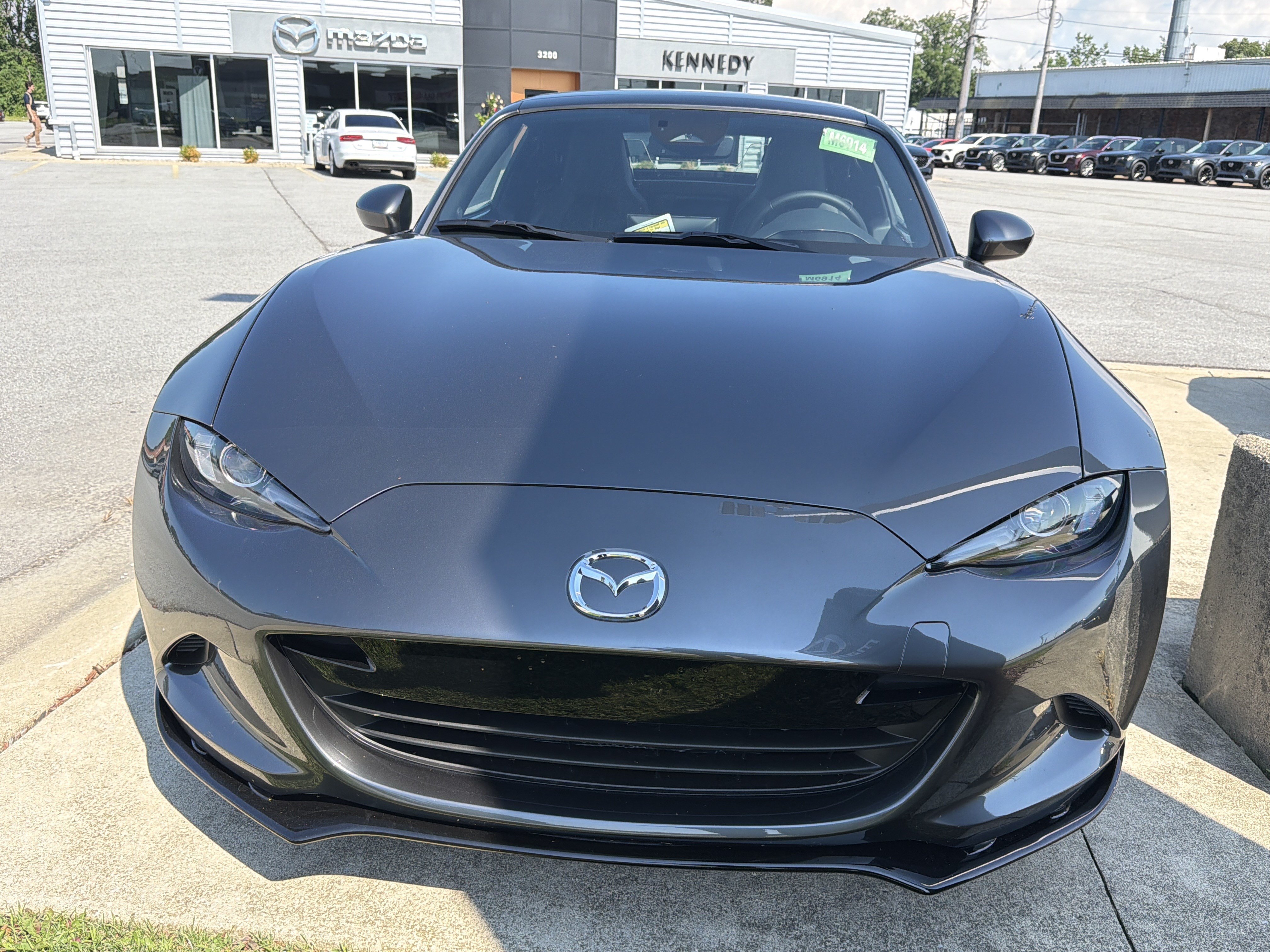 New 2026 MAZDA MX-5 Miata RF Grand Touring w/ Appearance Package RWD image 8