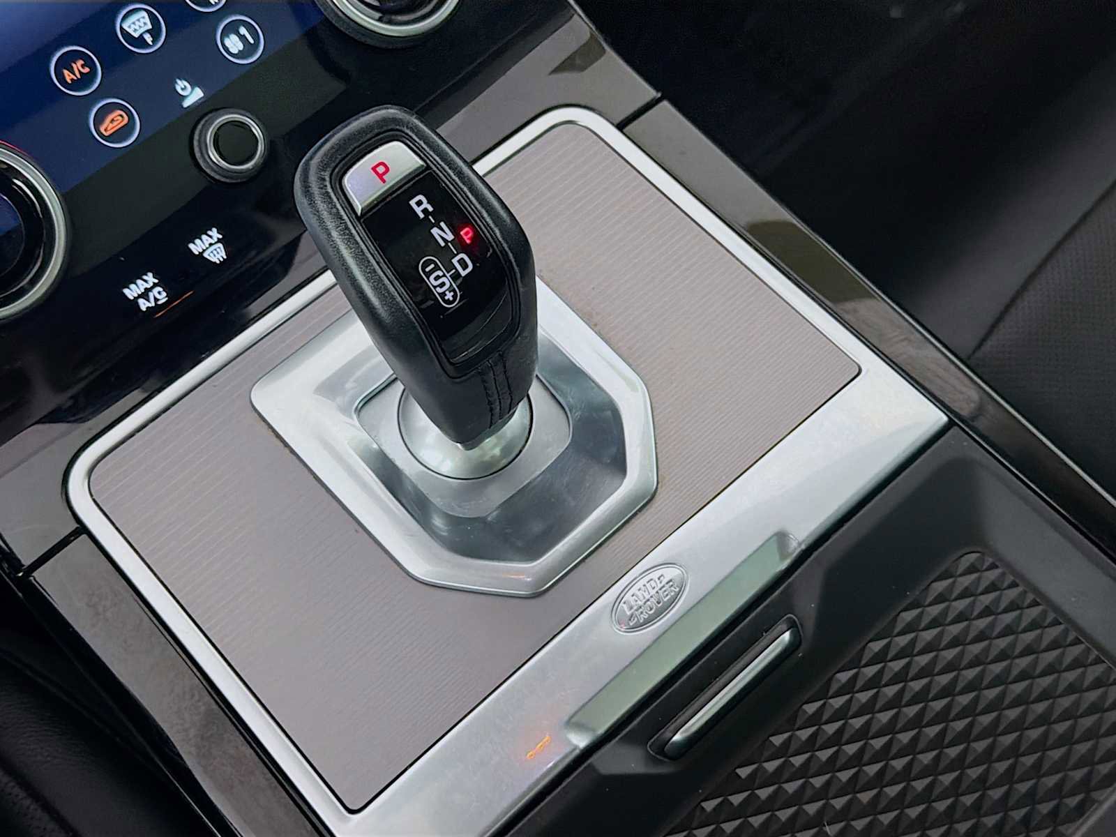Used 2020 Land Rover Range Rover Evoque S image 18