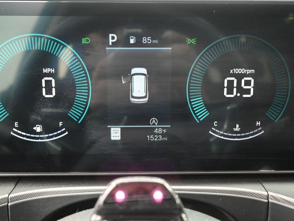 Used 2025 Hyundai Santa Fe SEL w/ Tow & Go Package image 15