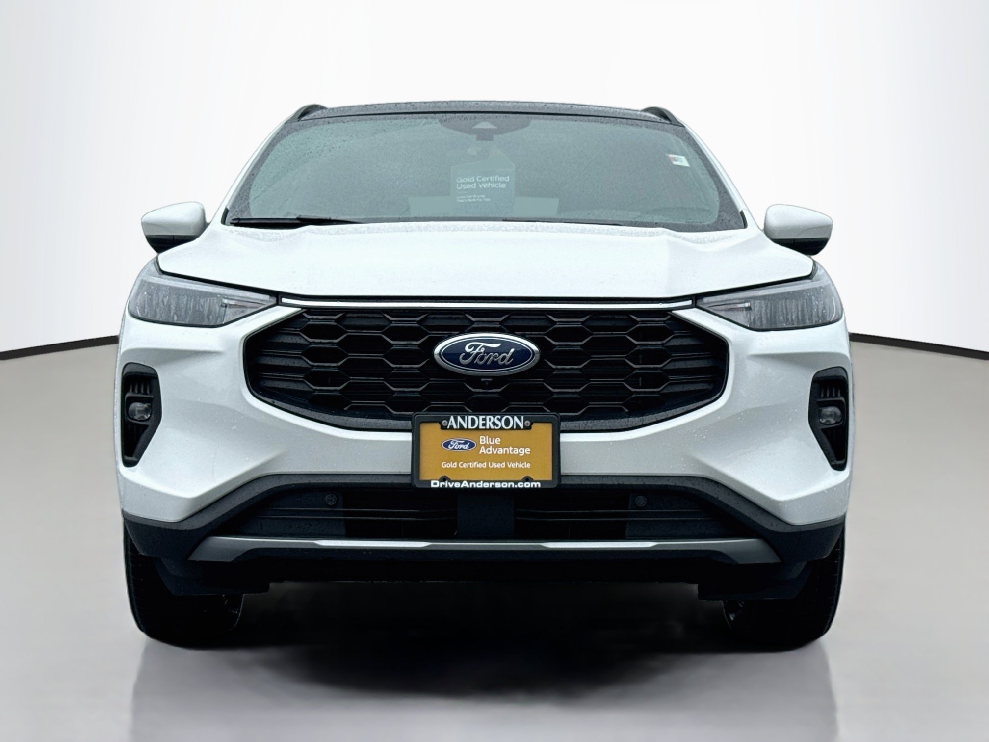 Used 2025 Ford Escape ST-Line Select w/ Tech Pack #2 AWD/4WD image 2