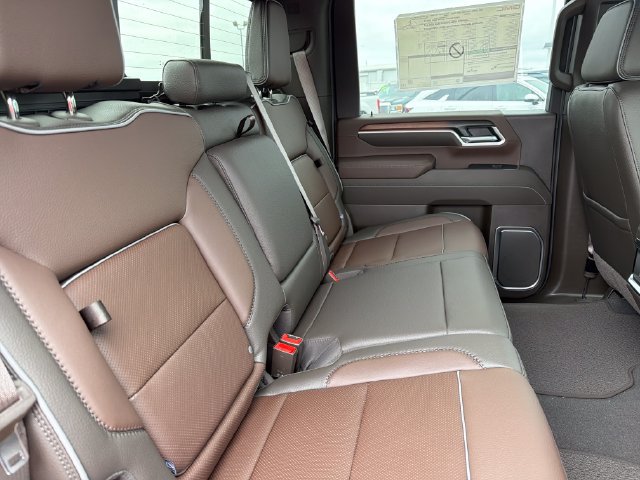New 2026 GMC Sierra 3500 Denali w/ Denali Reserve Package AWD/4WD image 23