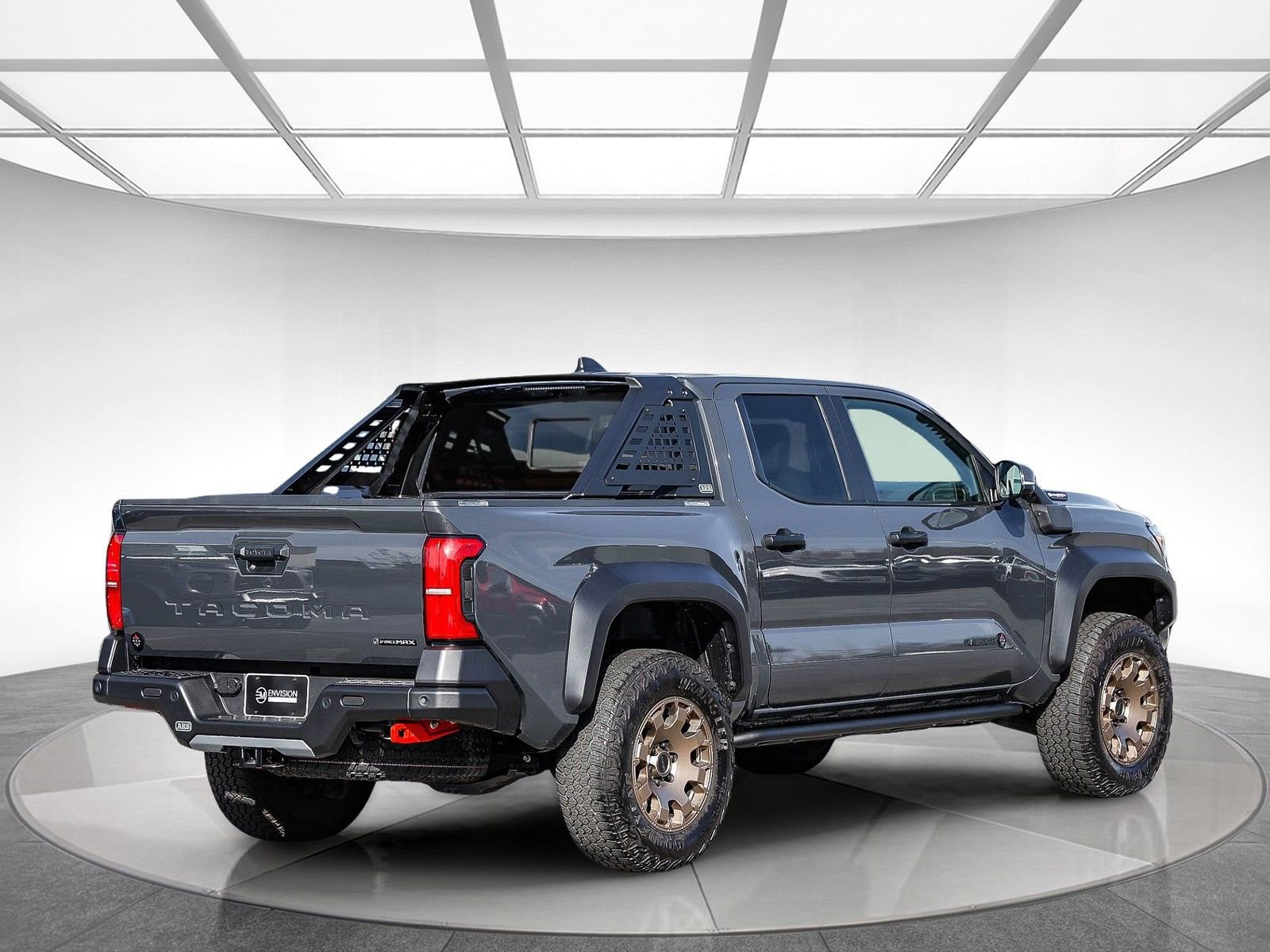 Used 2025 Toyota Tacoma Trailhunter image 4