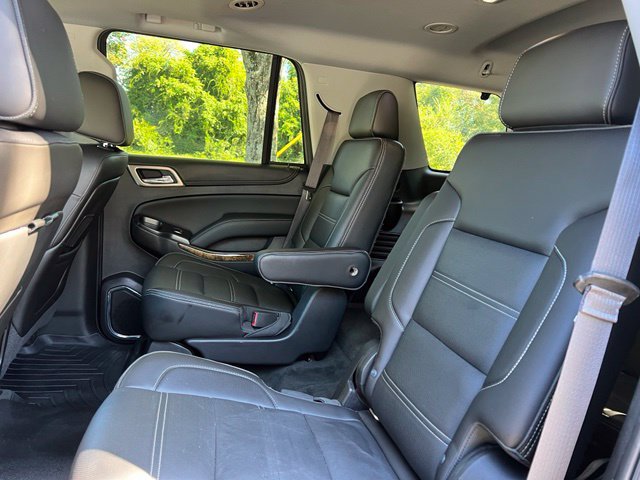 Used 2015 GMC Yukon Denali w/ Premium Package AWD/4WD image 15