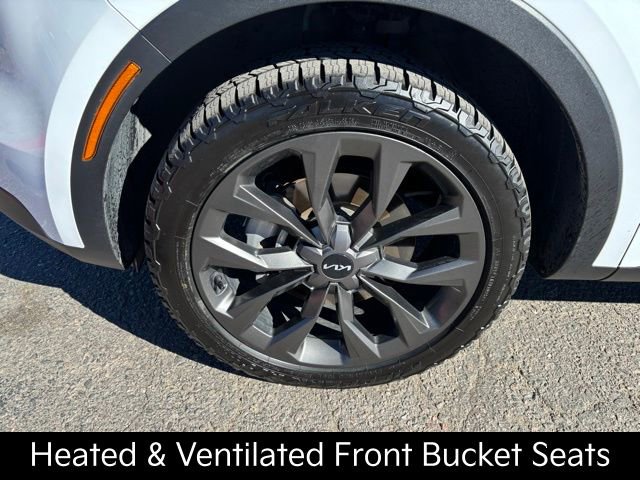 Used 2023 Kia Sorento SX Prestige image 11