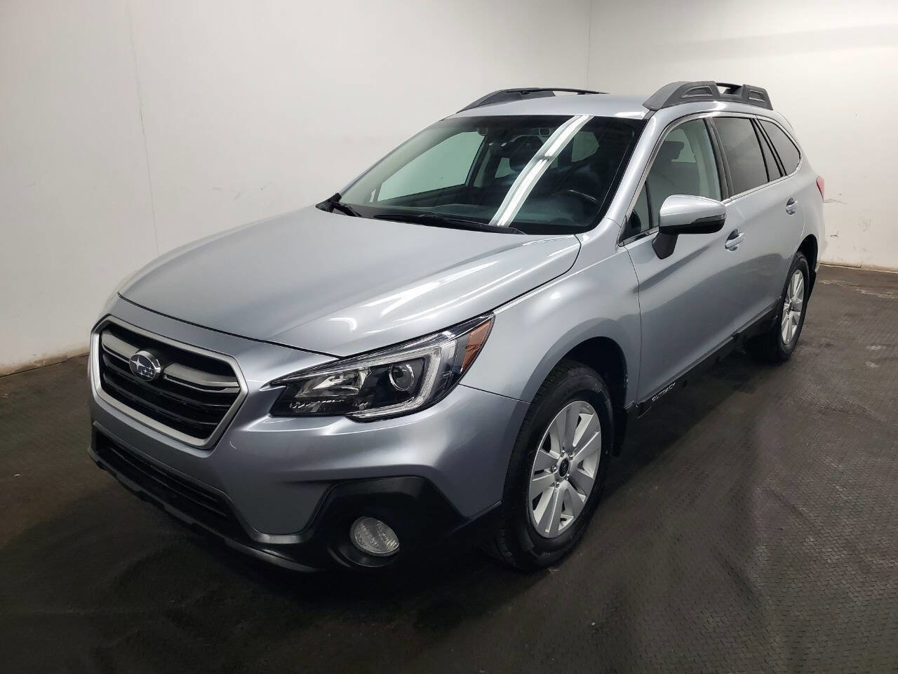 Used 2019 Subaru Outback 2.5i Premium w/ Popular Package #2