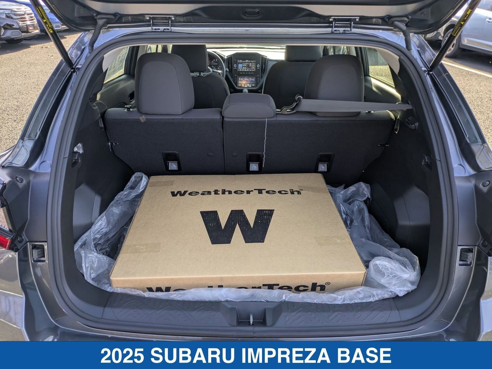 Certified 2025 Subaru Impreza 2.0i image 31
