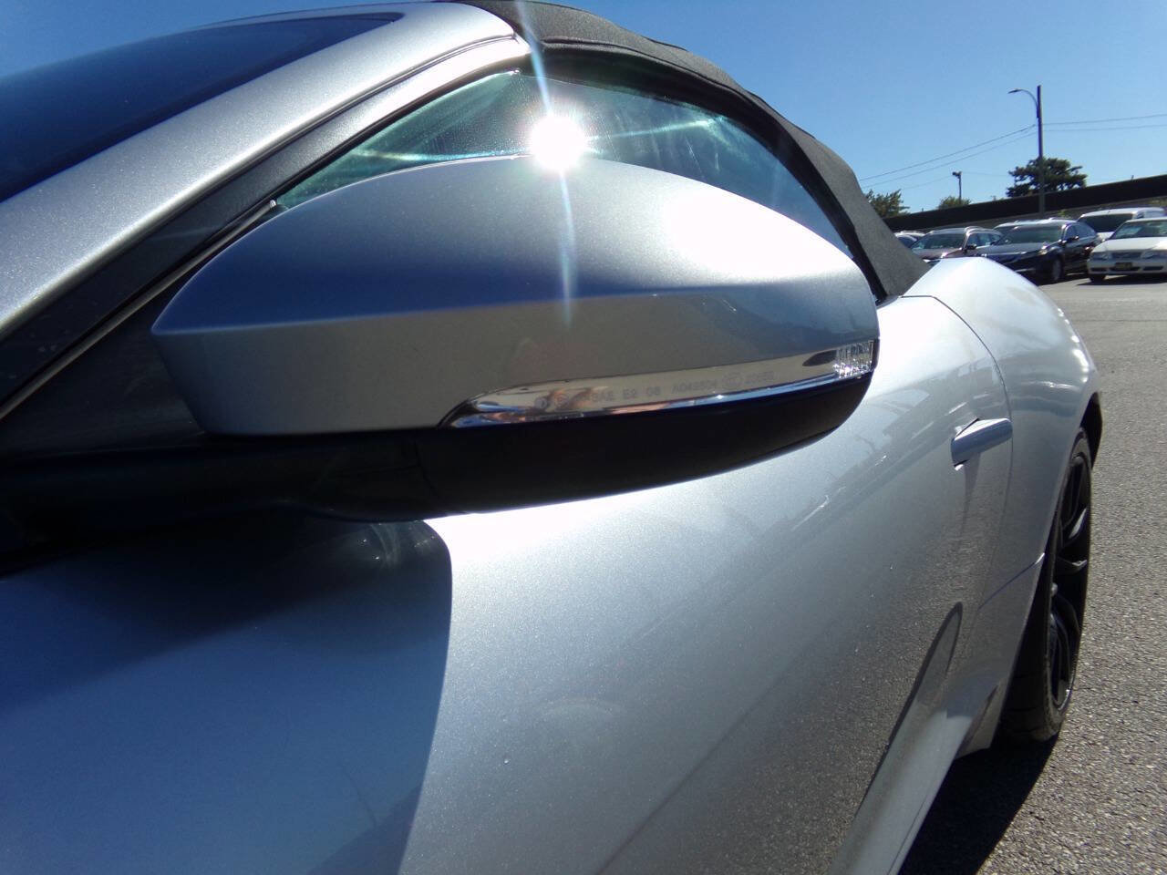 Used 2018 Jaguar F-TYPE Convertible image 31