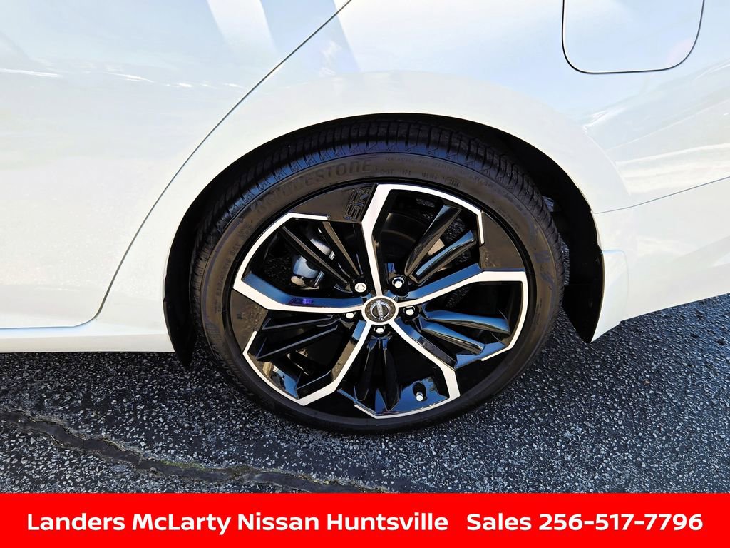 Used 2025 Nissan Altima 2.5 SR image 12