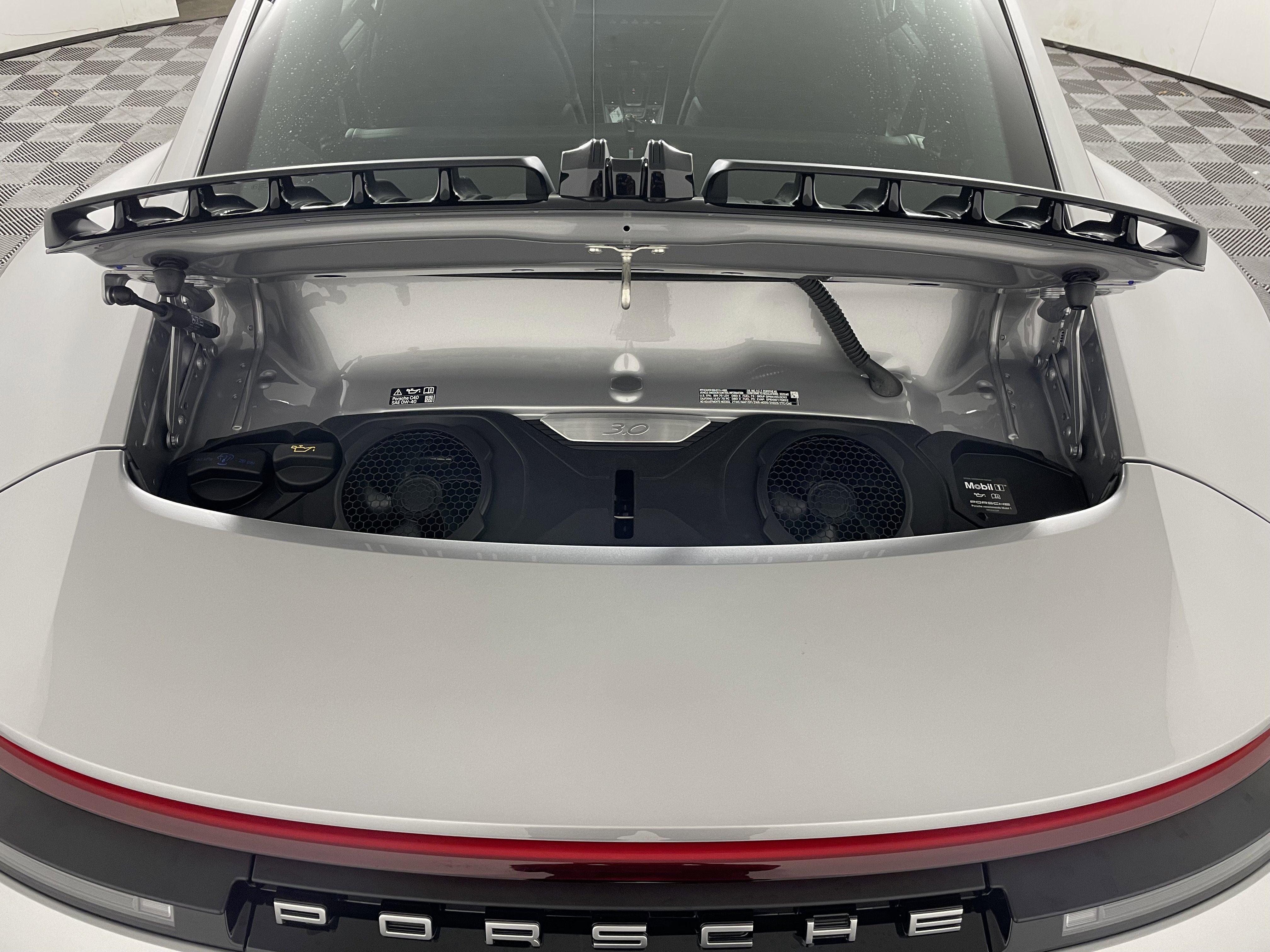 Used 2025 Porsche 911 Carrera image 21