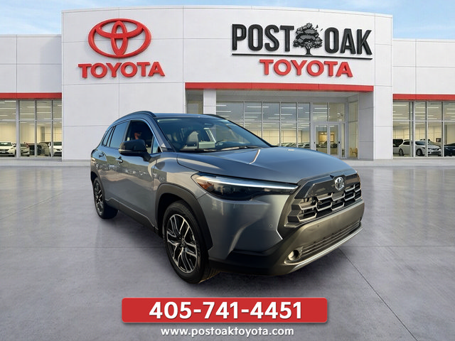 Used 2026 Toyota Corolla Cross XLE w/ Convenience Package FWD image 11