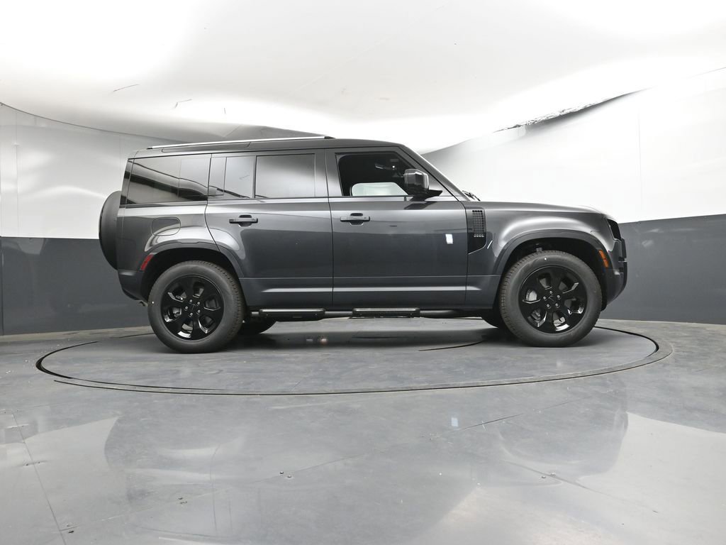 New 2026 Land Rover Defender 110 S image 28