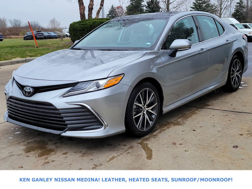Used 2024 Toyota Camry XLE image 7
