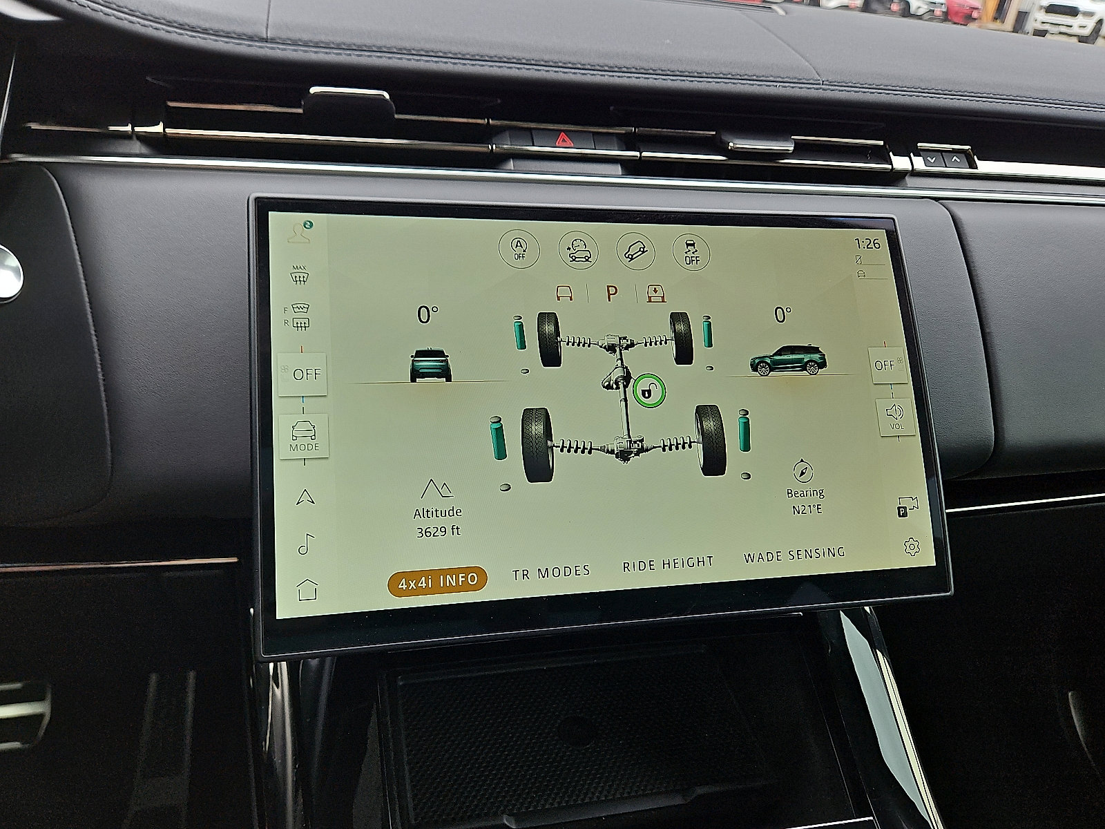 Used 2024 Land Rover Range Rover Sport Dynamic SE image 18