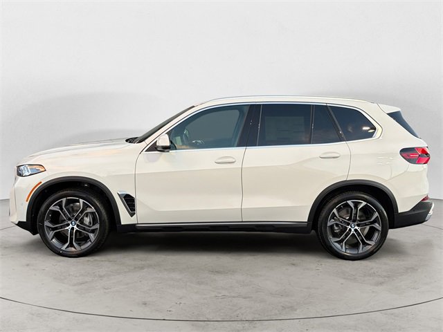 New 2026 BMW X5 xDrive40i w/ Premium Package image 4
