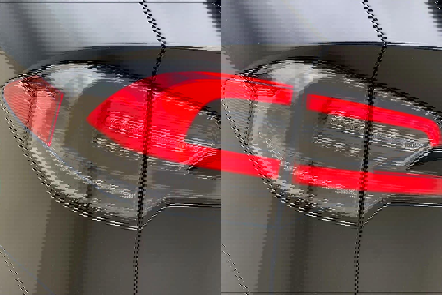 Used 2022 Tesla Model X Plaid AWD/4WD image 28