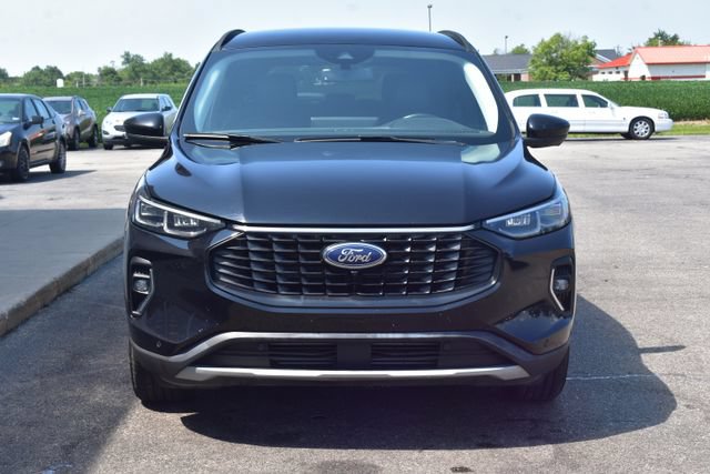 Used 2023 Ford Escape Platinum AWD/4WD image 15