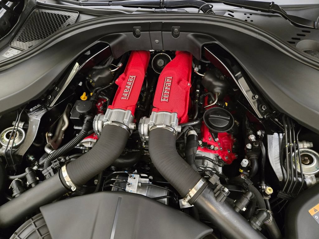 Used 2024 Ferrari Roma RWD image 29