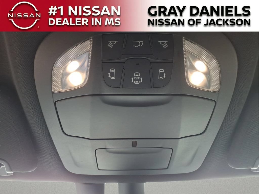 Used 2022 Chrysler Pacifica Touring FWD image 21