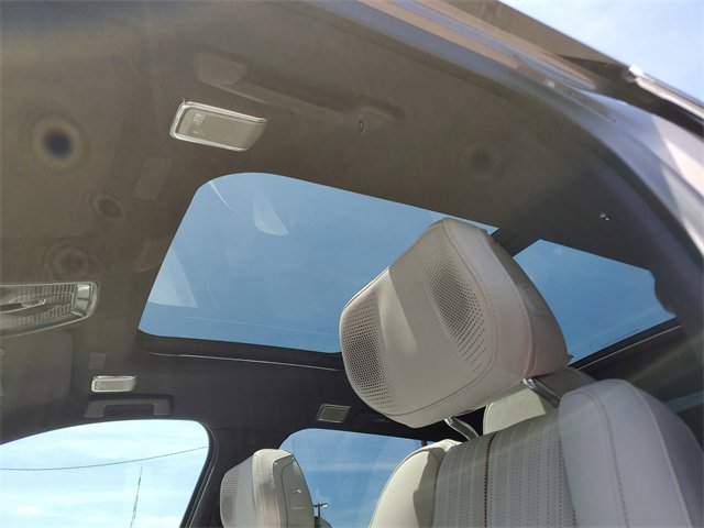 New 2026 Cadillac Vistiq Luxury image 23