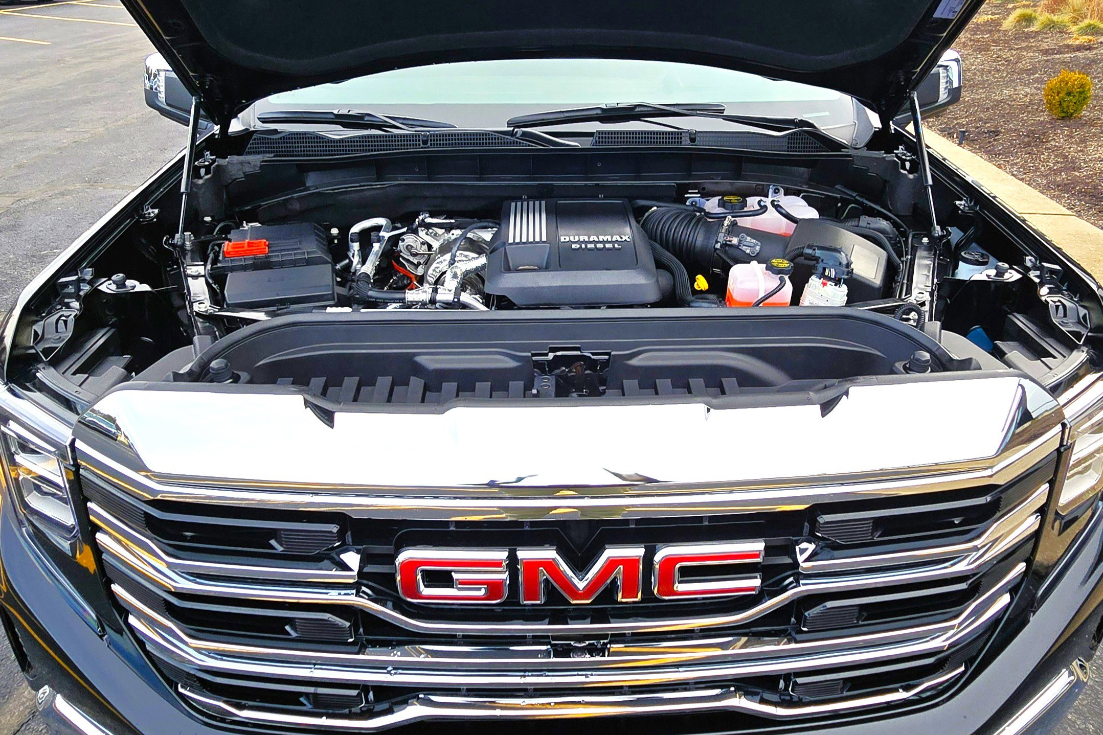 New 2026 GMC Sierra 1500 SLT w/ SLT Premium Plus Package image 3